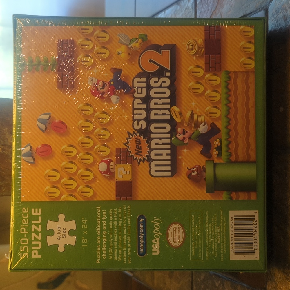 Super Mario Bros. 2 550 Piece Collector's Puzzle NWT - Picture 2 of 3